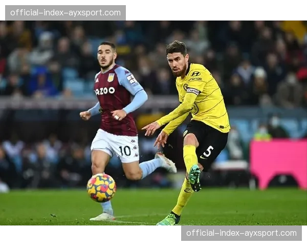 特写：告别战替补登场，诺伊尔在安联球场的最后一次扑救